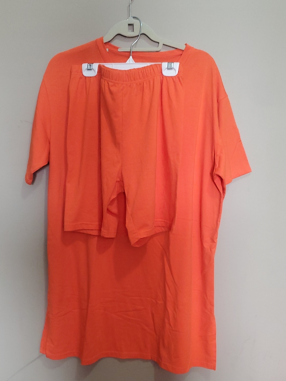 Bright Orange Short Sleeve Top and Matching Shorts Set Size Xl